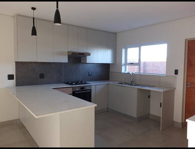 3 BEDROOM PROPERTY TO RENT IN GEORGE CENTRAL